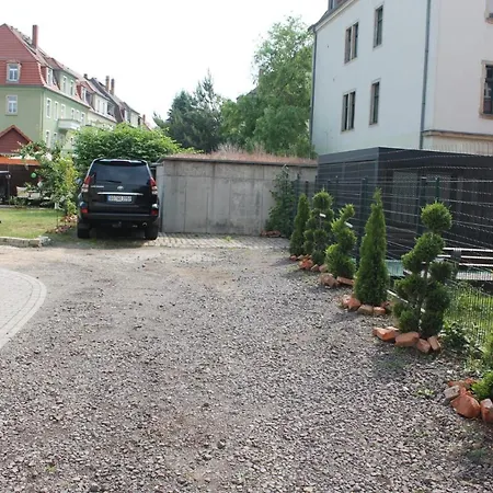 아파트 Wohngemeinschaft- Einzelne *