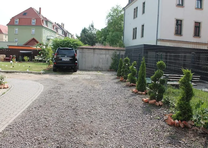 Apartment Wohngemeinschaft- Einzelne *