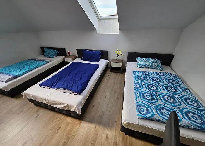 Wohngemeinschaft- Einzelne アパート *