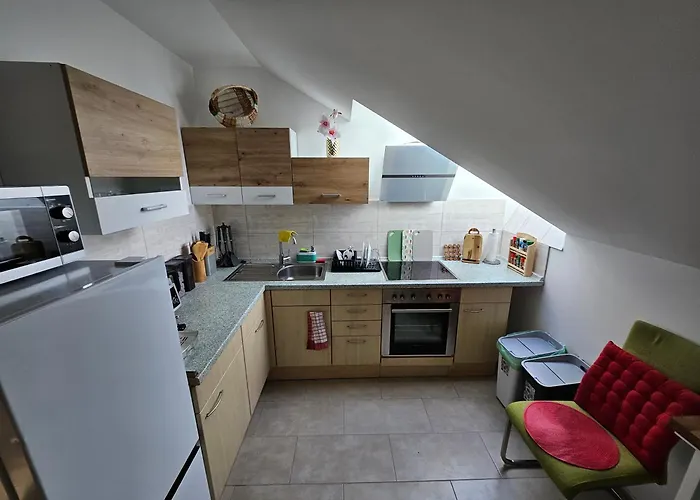 Wohngemeinschaft- Einzelne Daire