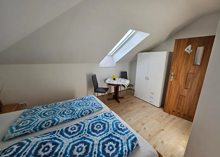 Апартаменты Wohngemeinschaft- Einzelne *